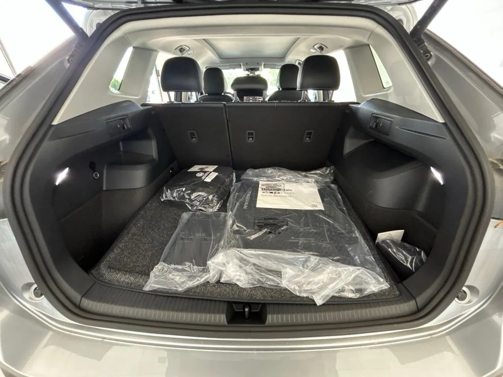 2026 Volkswagen Tiguan SE - Photo 38