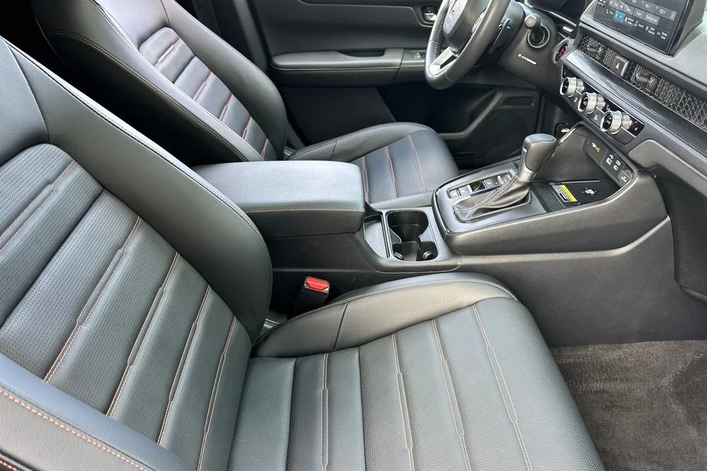Used 2025  Honda Sport-L image 16