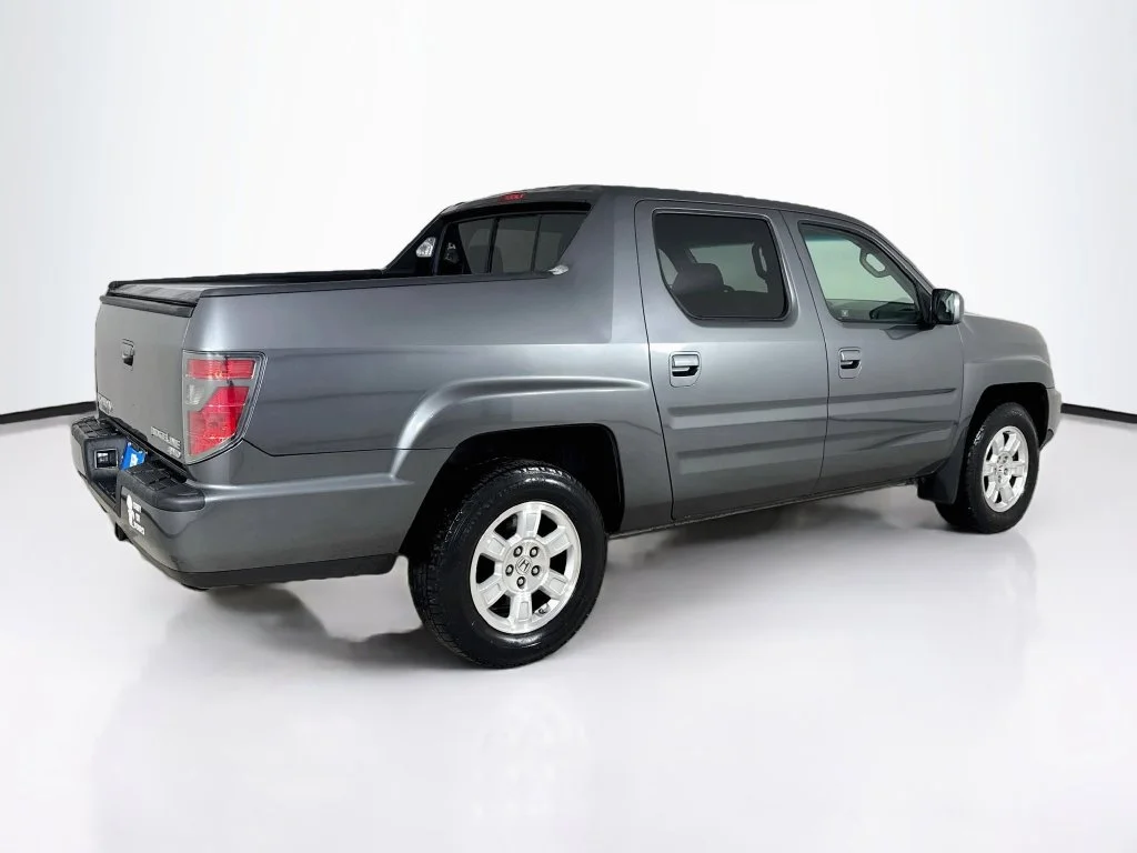 Used 2012 Polished Metal Metallic Honda RTS image 6