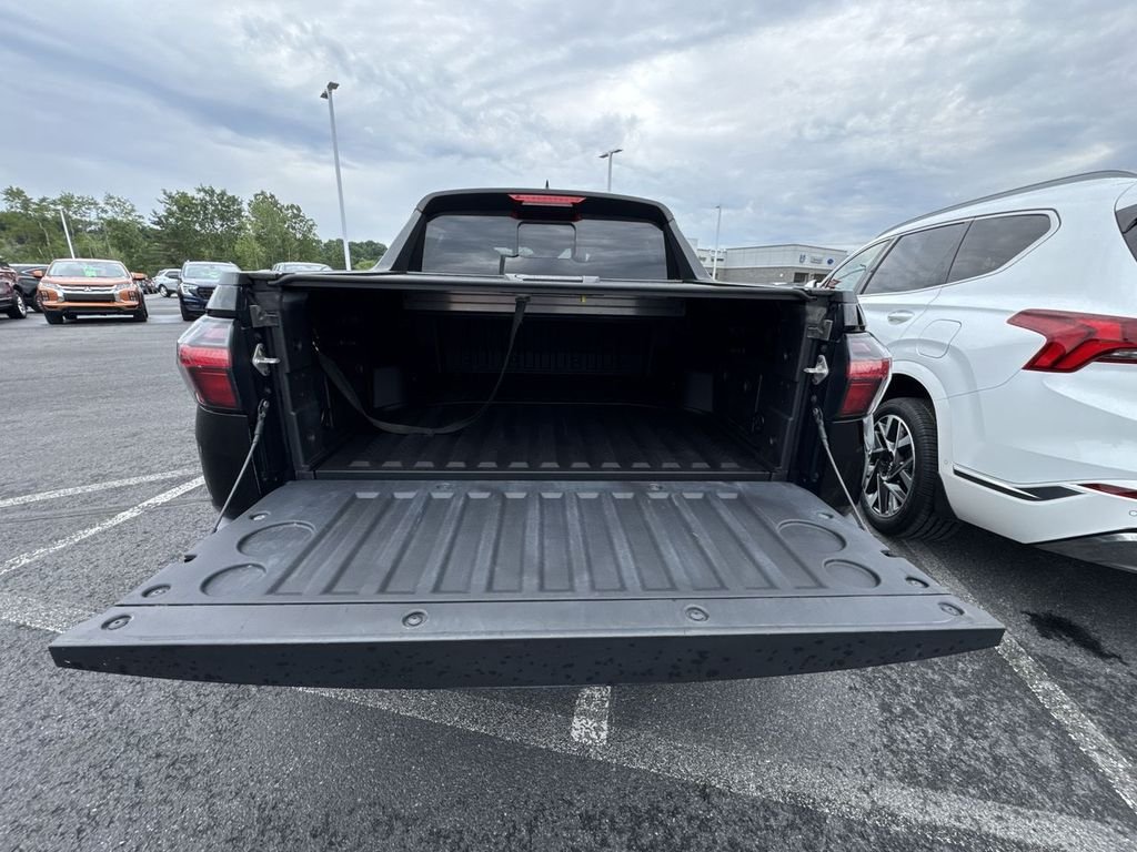 Certified Used 2022 Black Hyundai SEL Premium image 30