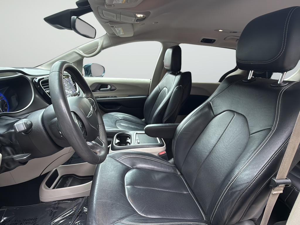 Used 2022 Blue Chrysler Touring L image 10