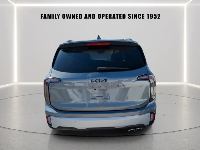Used 2023 Silver Kia SX image 5