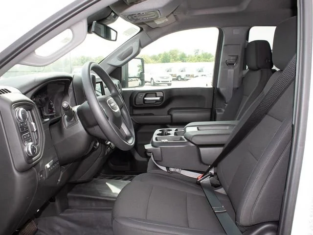 2025 GMC Sierra 2500HD Pro - Photo 6