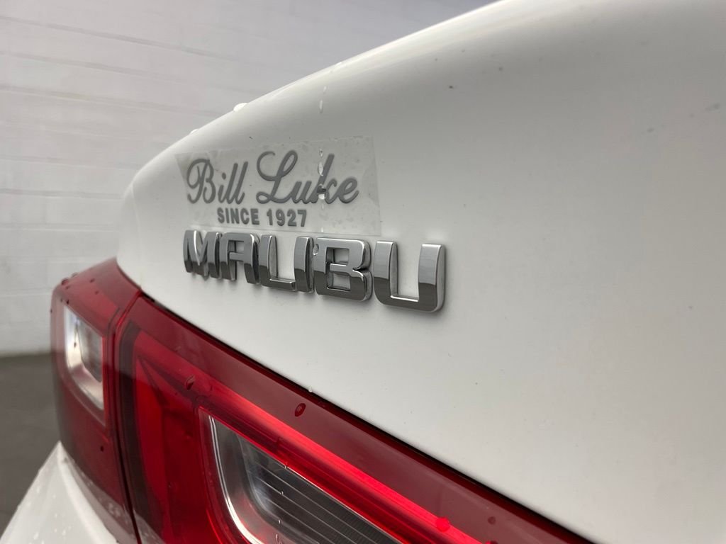 Used 2024 White Chevrolet LT 1LT image 13
