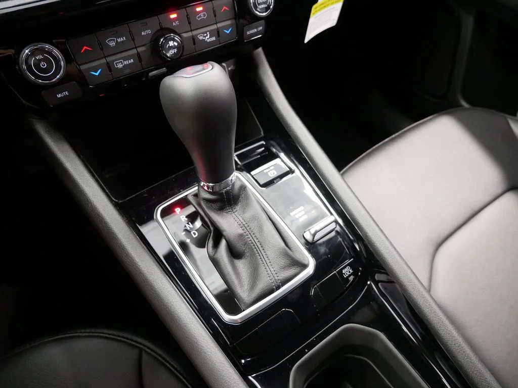New 2026 Bright White Clearcoat Jeep Limited image 27