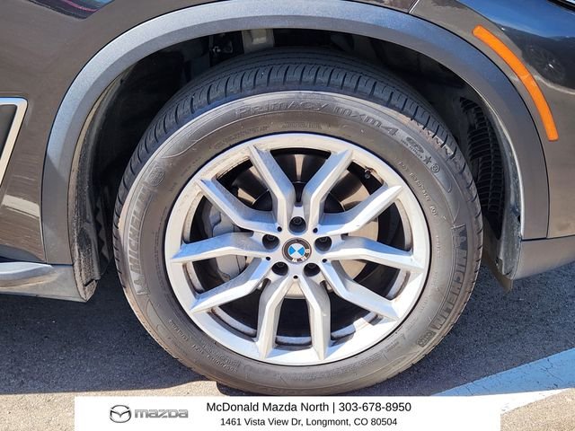 Used 2023 Gray BMW xDrive40i image 15