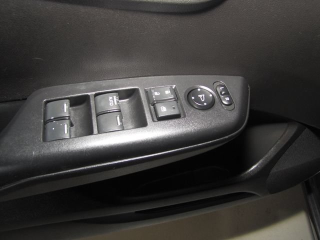 Used 2015  Honda EX image 11