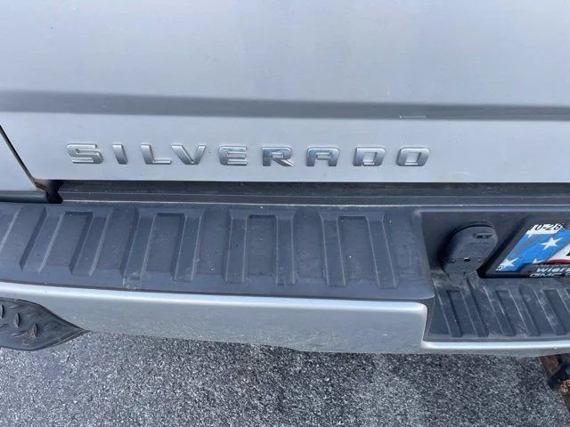 Used 2016 Silver Chevrolet LT image 11