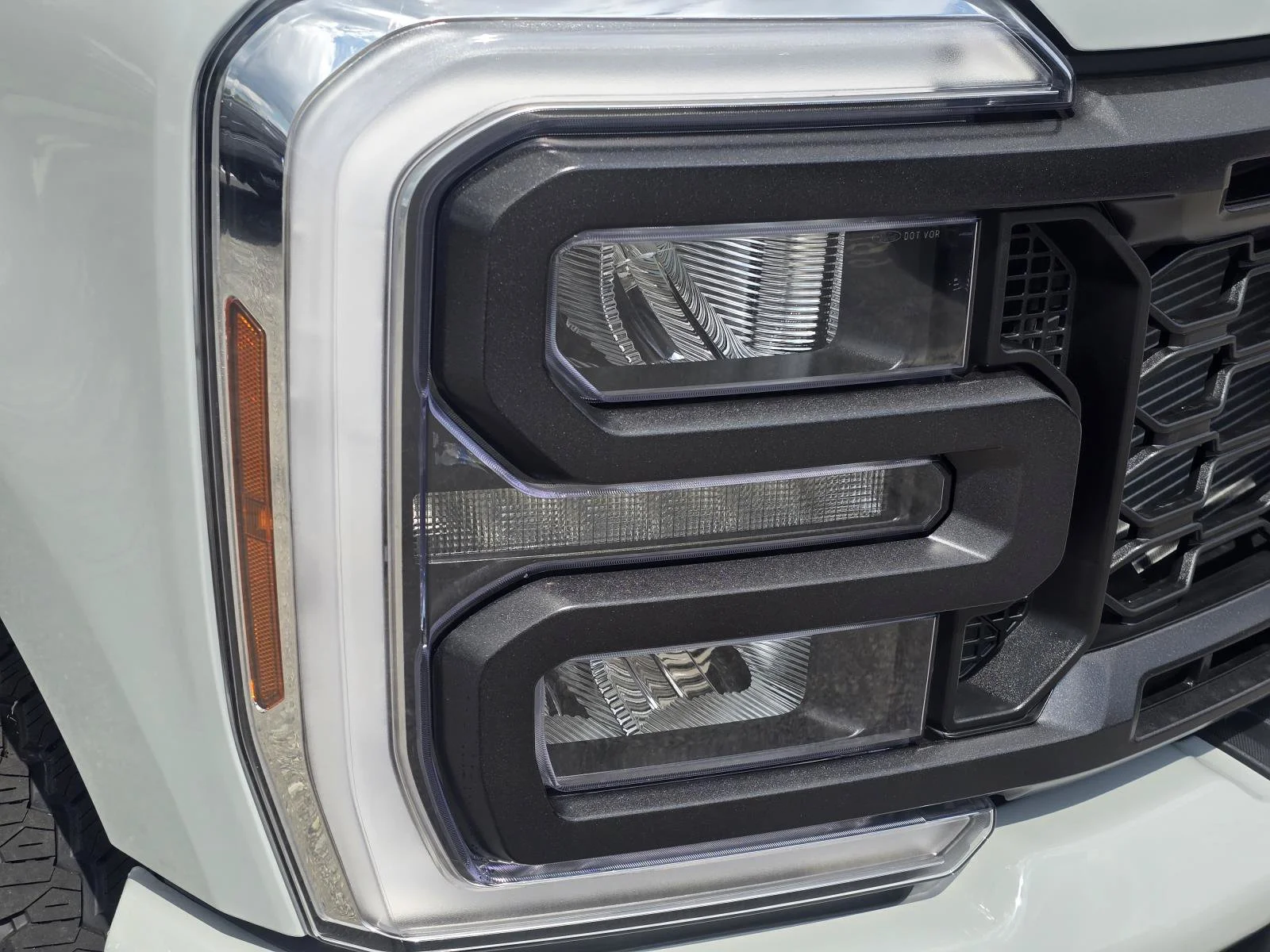 New 2026 AVALANCHE FORD XL image 6