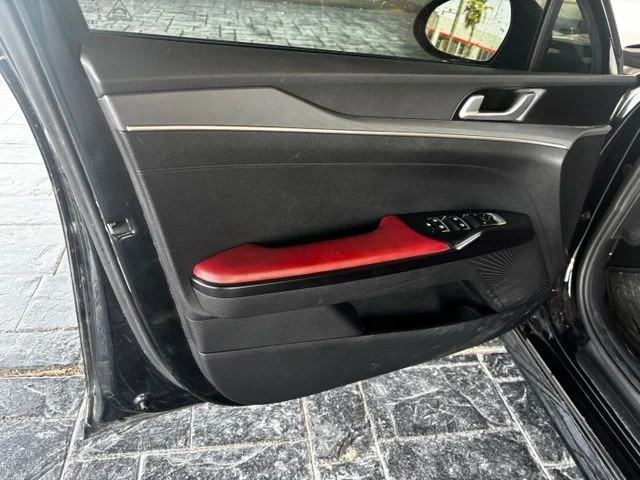 Used 2024 Black Kia GT-Line image 9