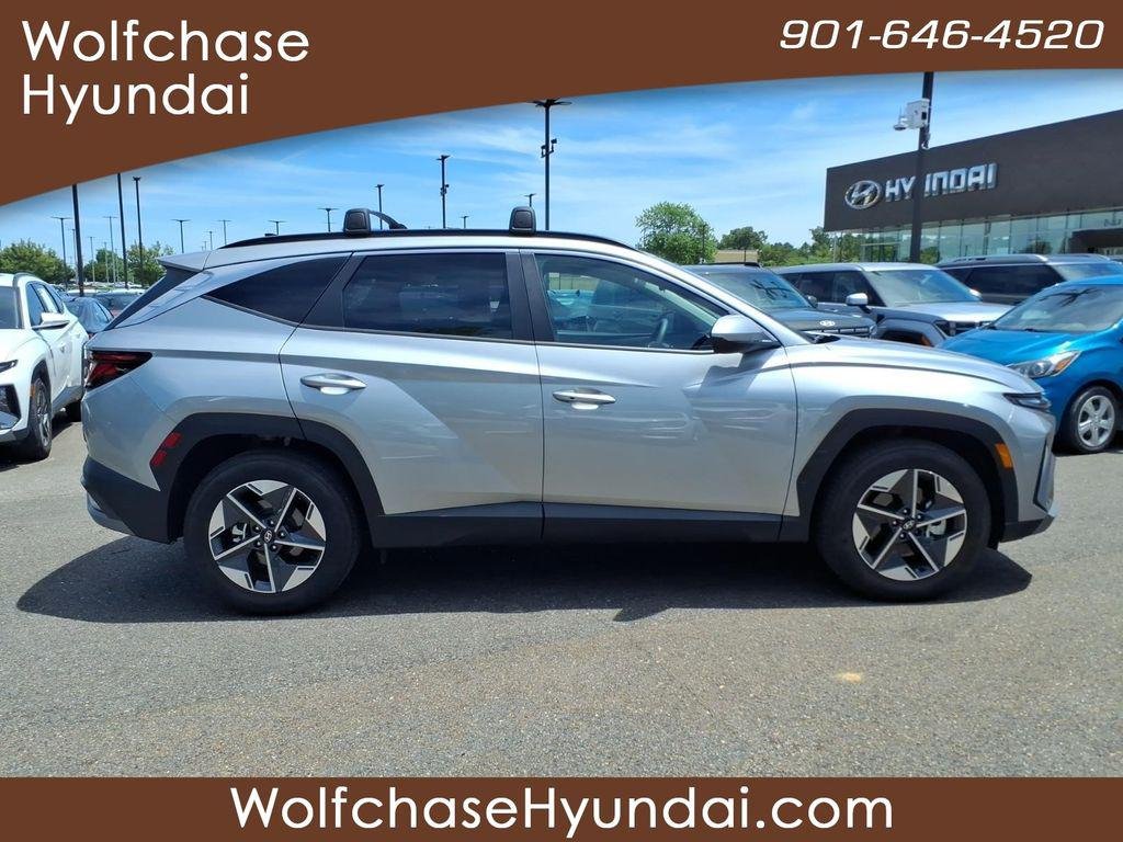 New 2026 Silver Hyundai SEL FWD image 6
