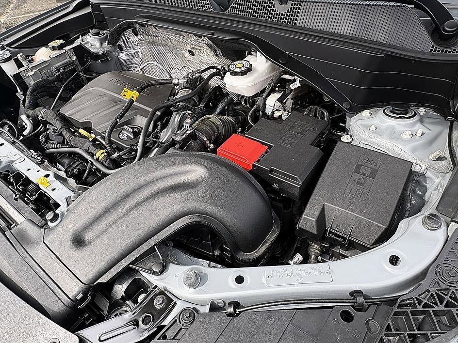 Used 2023 Sterling Gray Metallic Chevrolet LT image 25