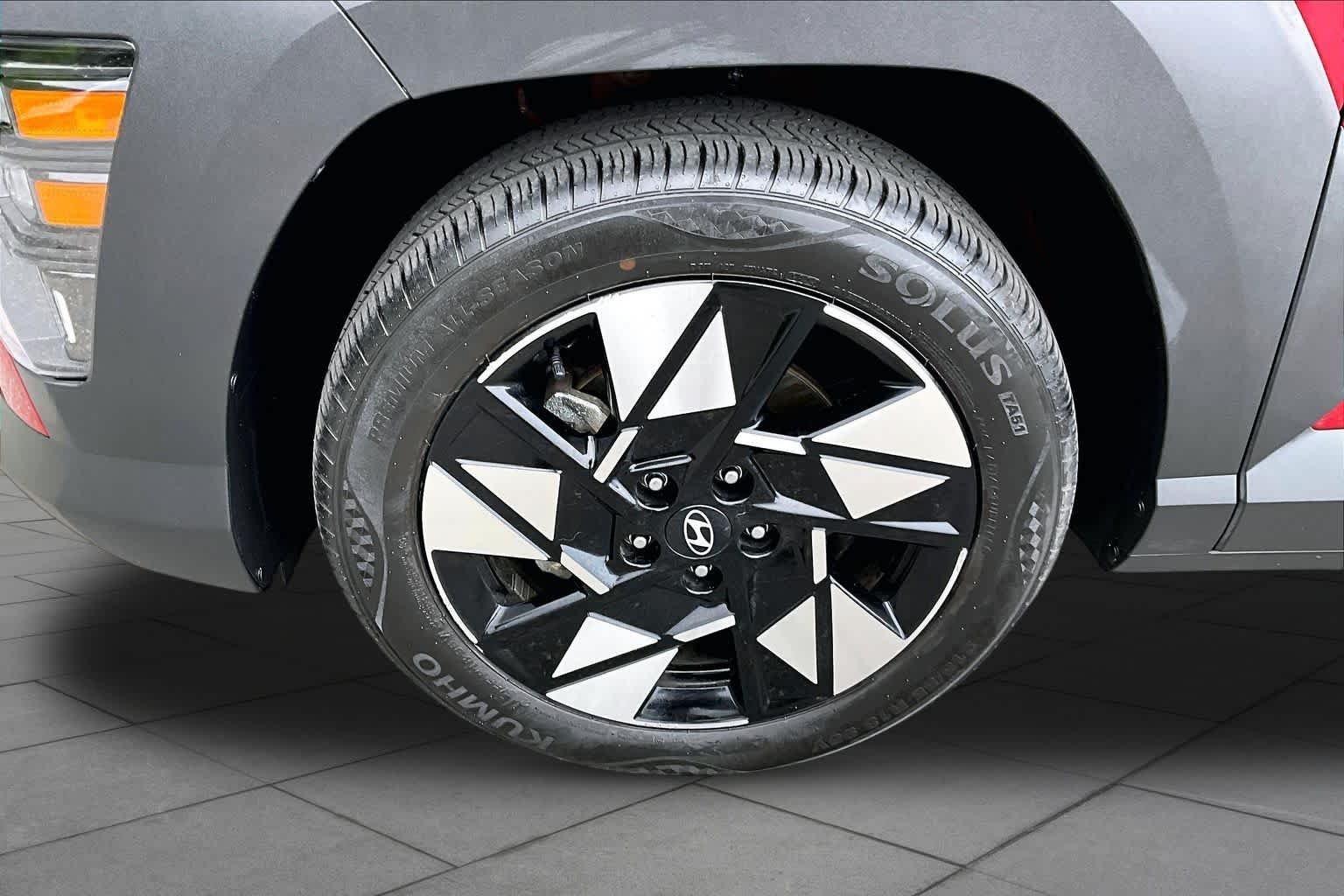 Used 2024 Ultimate Red Metallic Hyundai SEL image 11