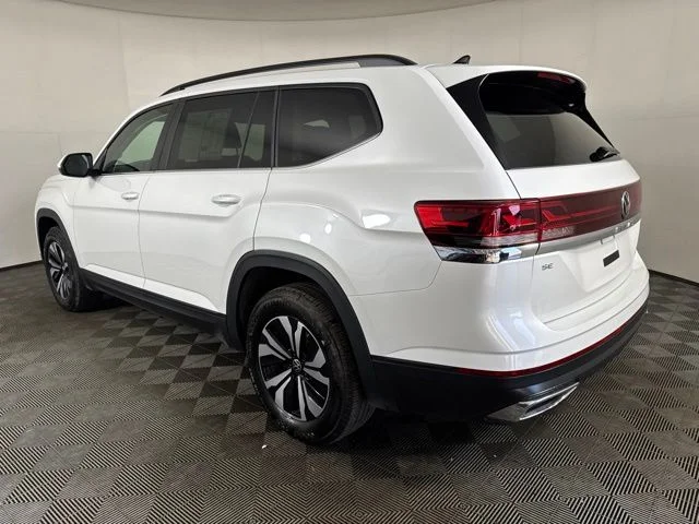 Used 2026 White Volkswagen SE image 6