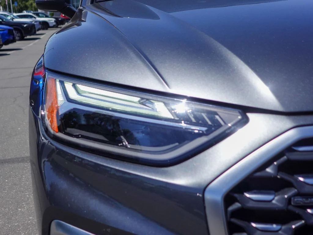 Used 2024 Daytona Gray Pearl Effect Audi 45 S line Premium image 4