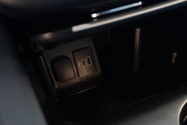 Used 2025 Black Ford ST-Line image 31