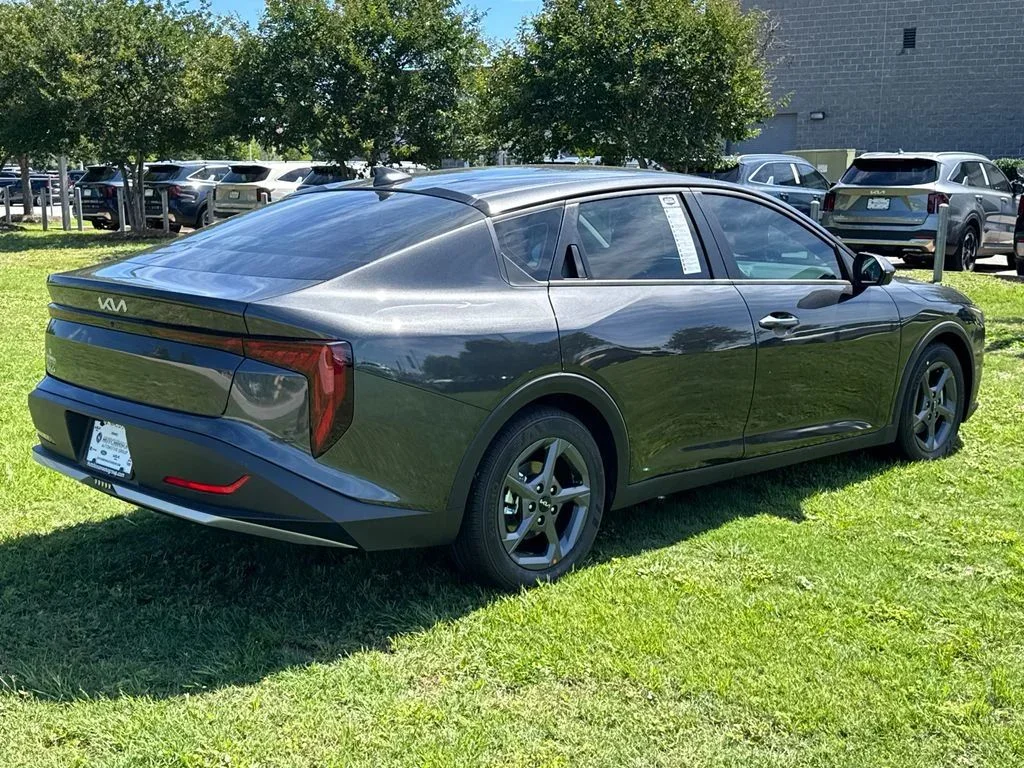 New 2026 Gray Kia LXS image 7