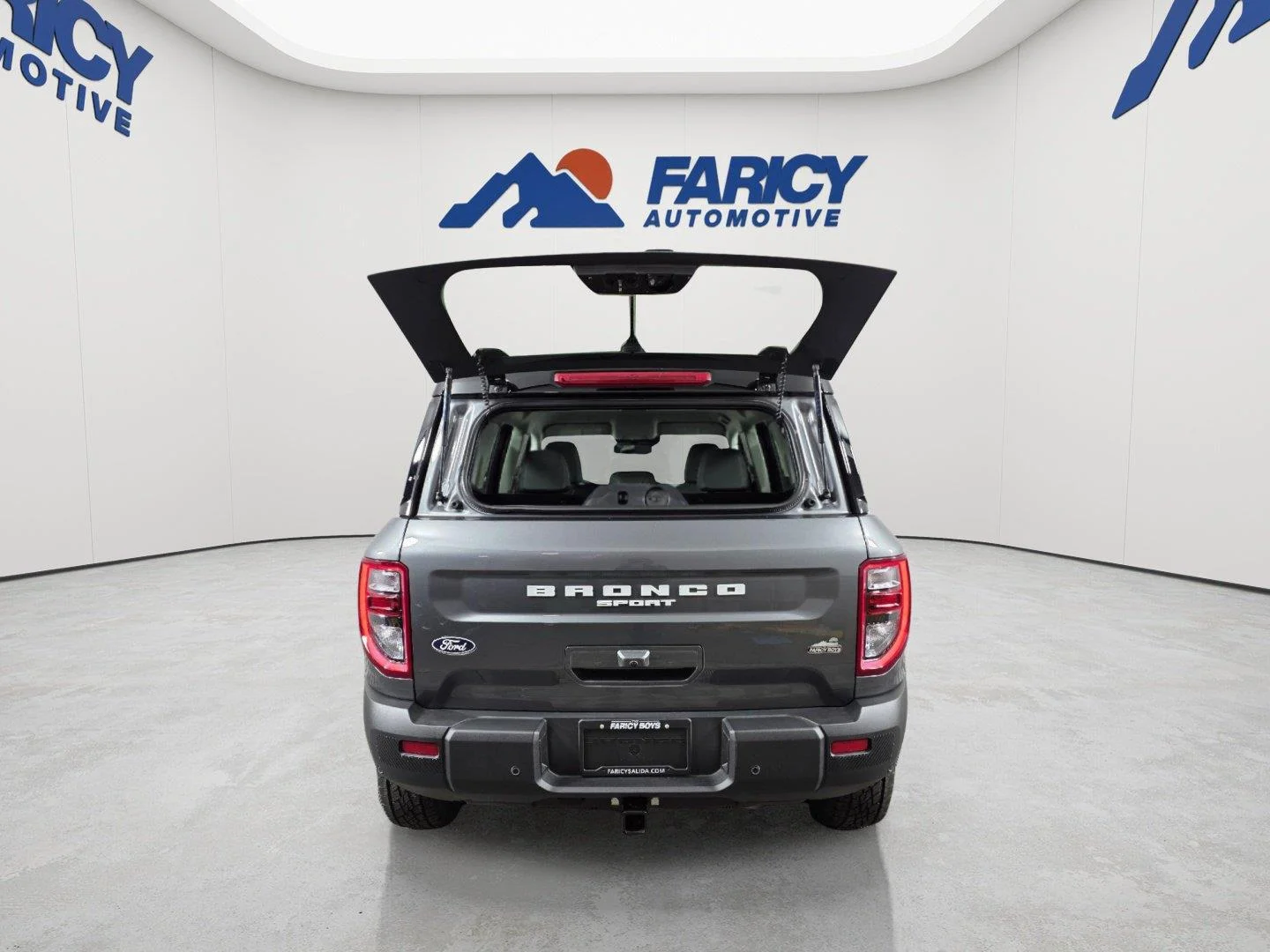 Used 2026 Carbonized Gray Metallic Ford Badlands image 7