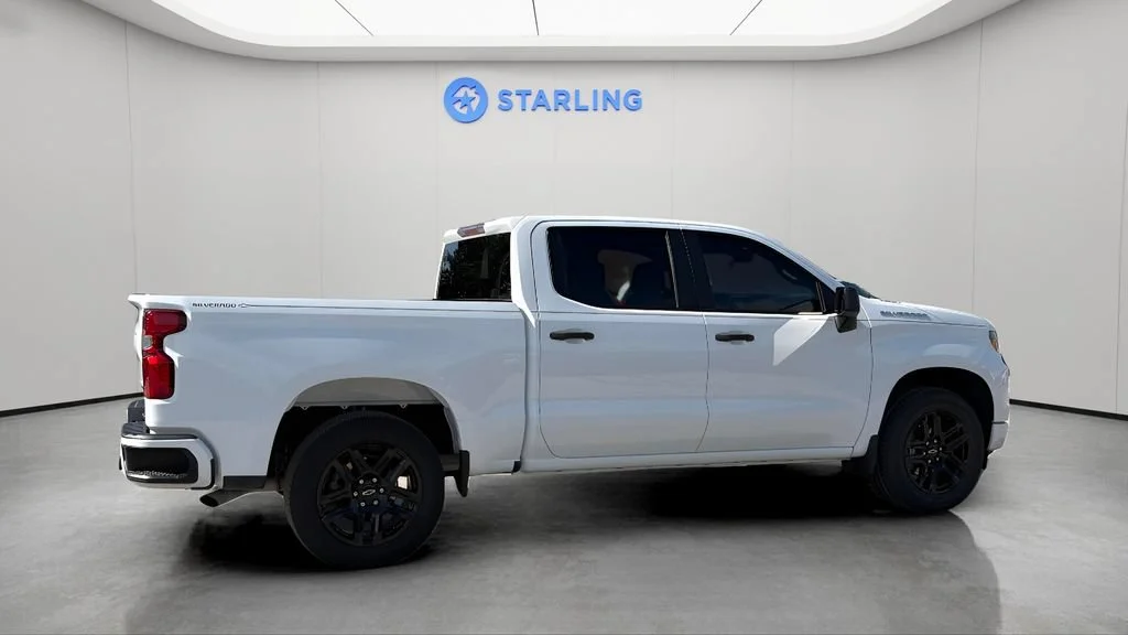 Used 2024 Summit White Chevrolet Custom image 11