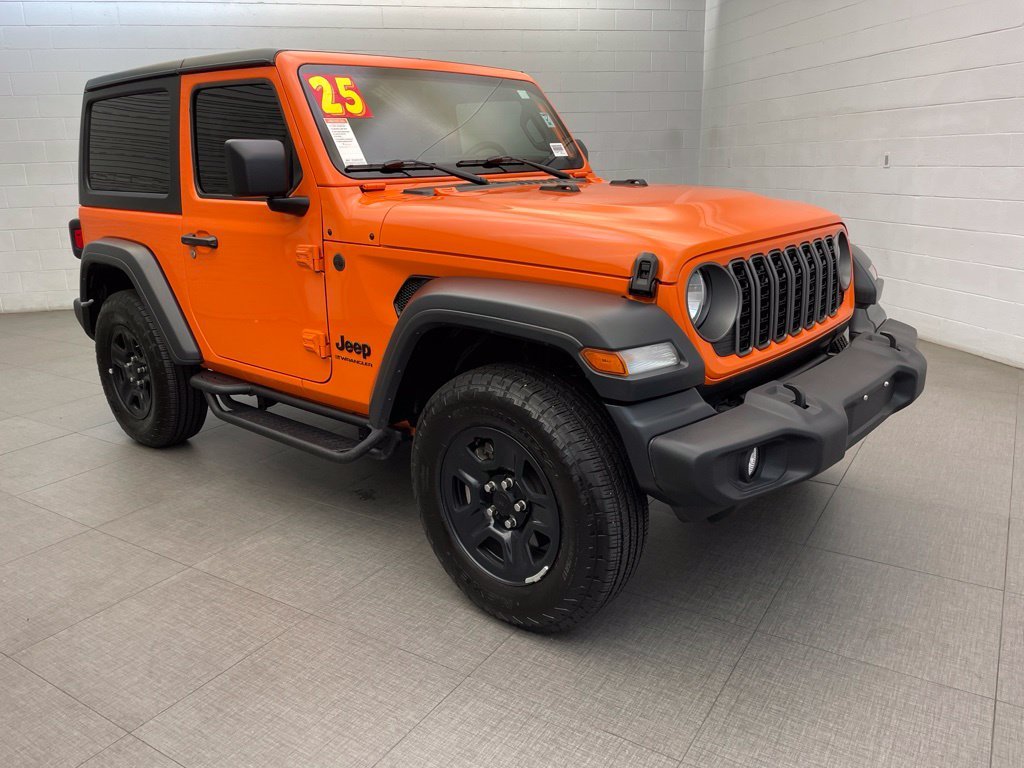 Certified Used 2025 Joose Jeep Sport image 5
