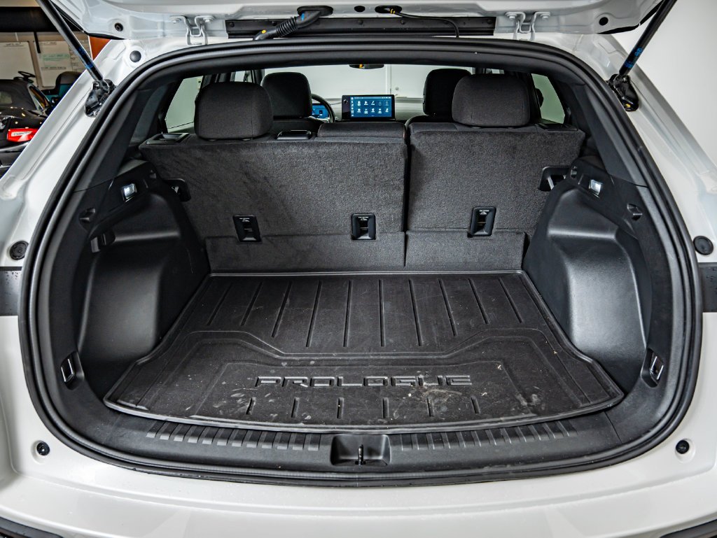 Used 2024 Snowfall Pearl Honda EX image 41