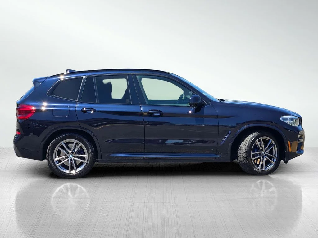 Used 2021 Black BMW M40i image 3