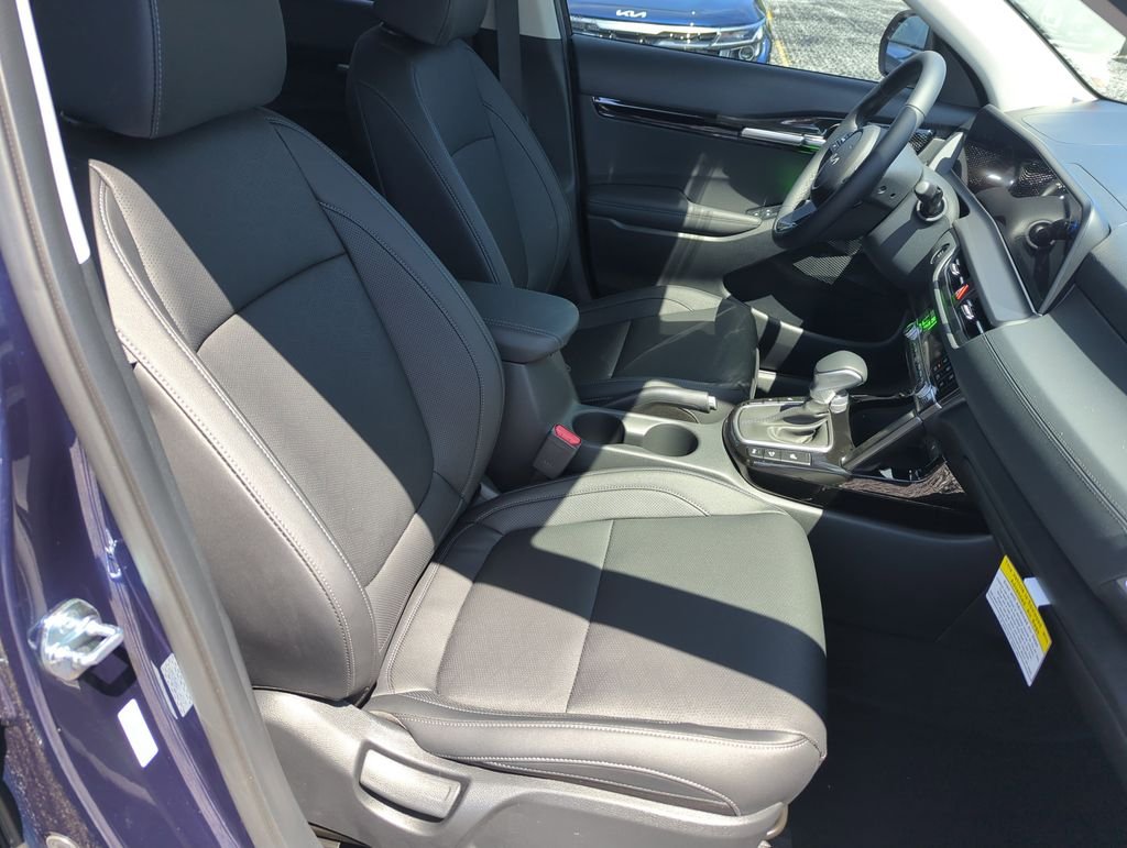 New 2026 Dark Ocean Blue Kia EX image 34