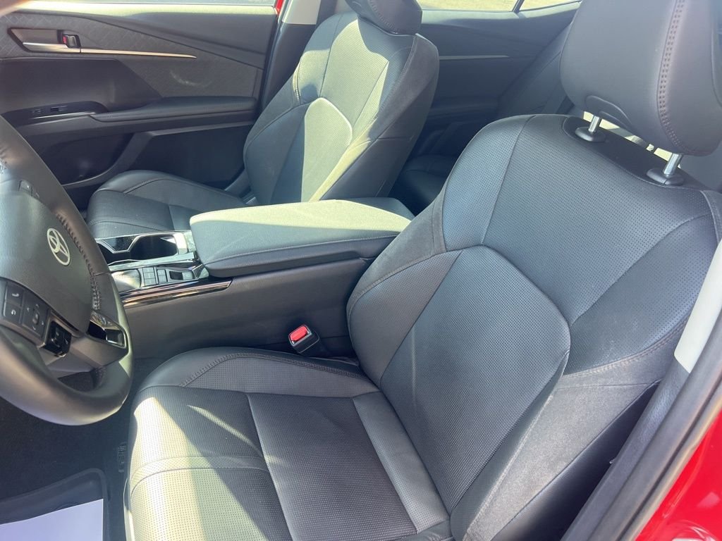 Used 2025 Red Toyota XLE image 10