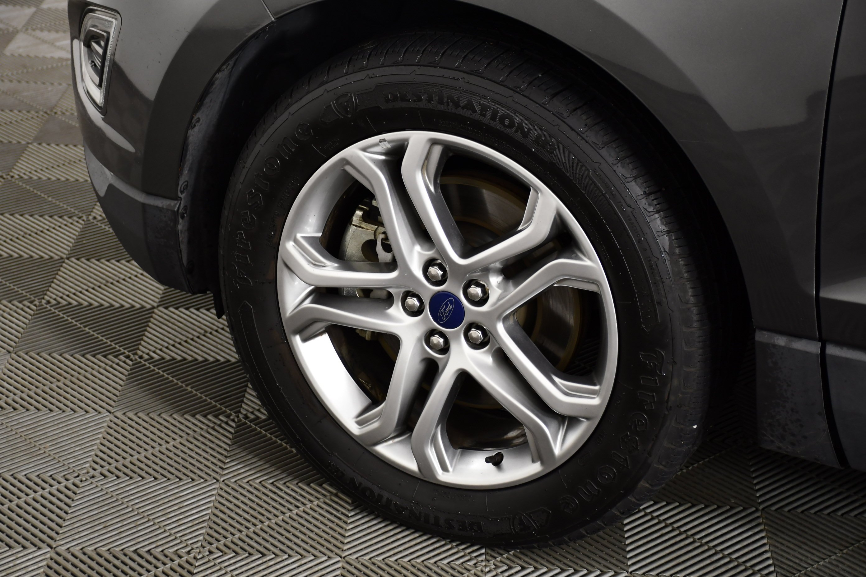 Used 2016 Magnetic Ford Titanium image 53