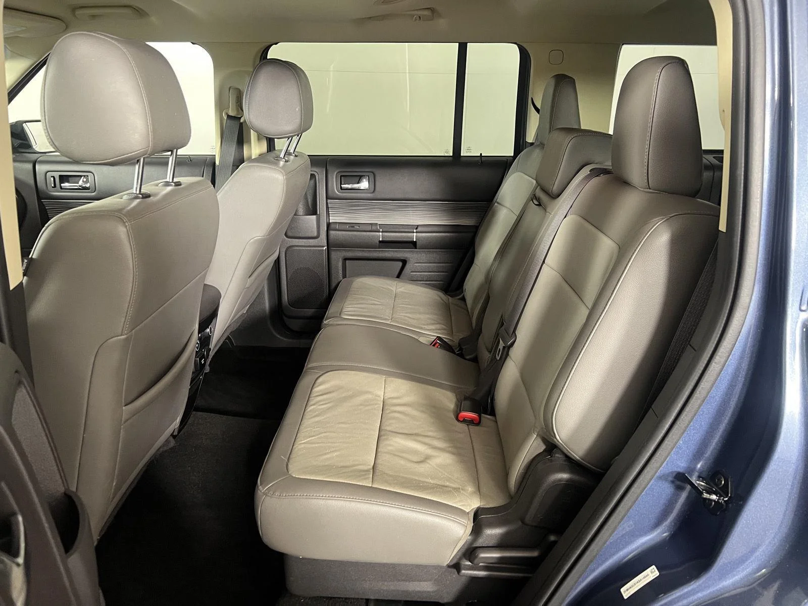 Used 2019 Blue Ford SEL image 22