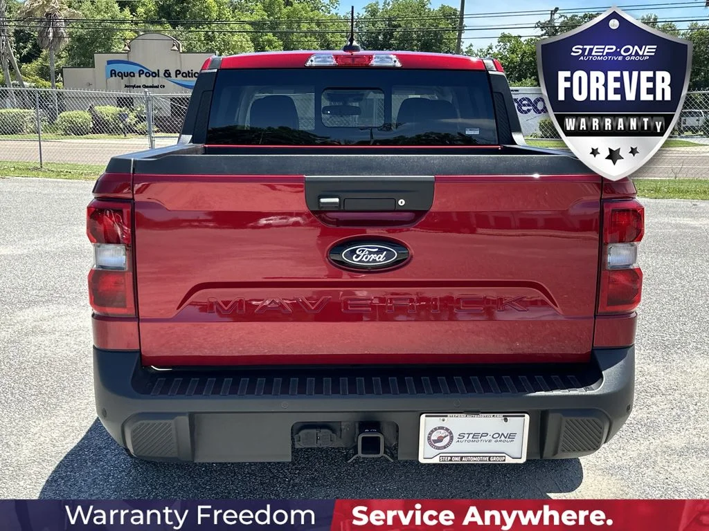 Used 2025 Red Ford Lariat image 6