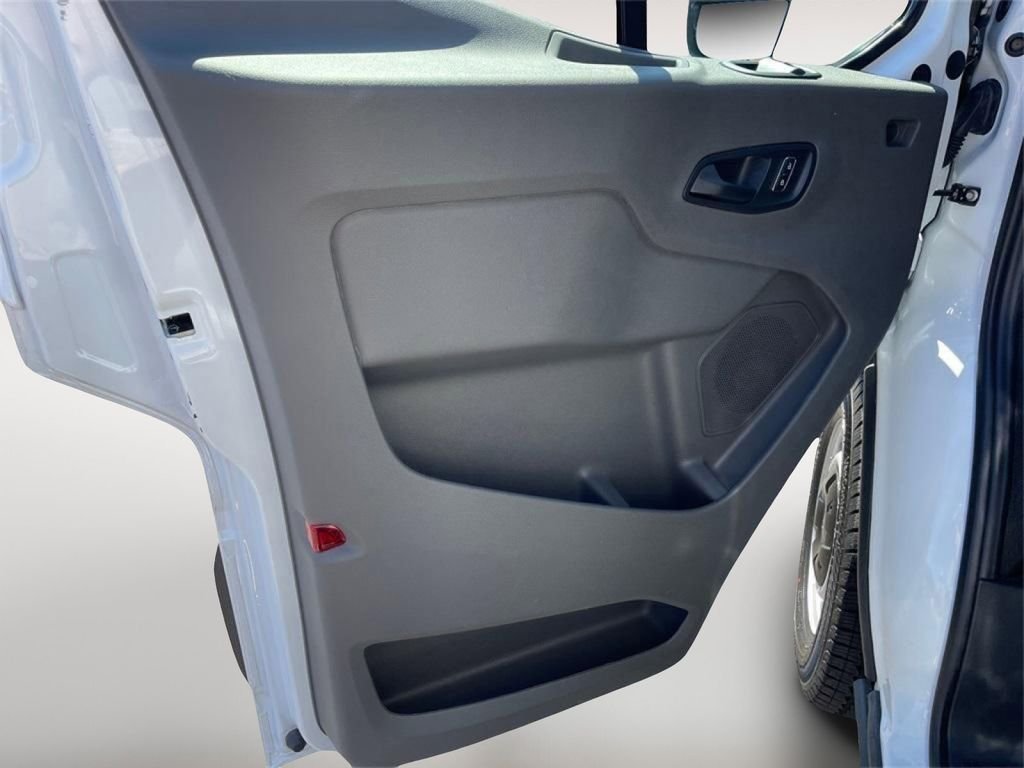 New 2024 Oxford White Ford Cargo Van image 15