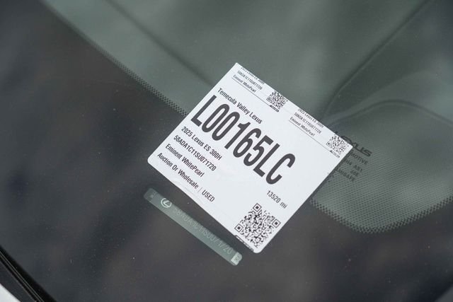 Certified Used 2025 White Lexus 300h image 25