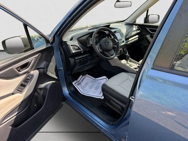 Used 2022 Blue Subaru Base image 15