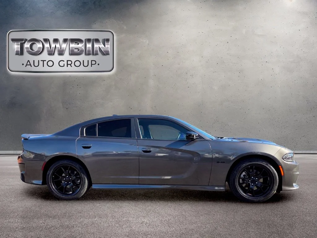 Used 2023 Gray Dodge R/T image 3