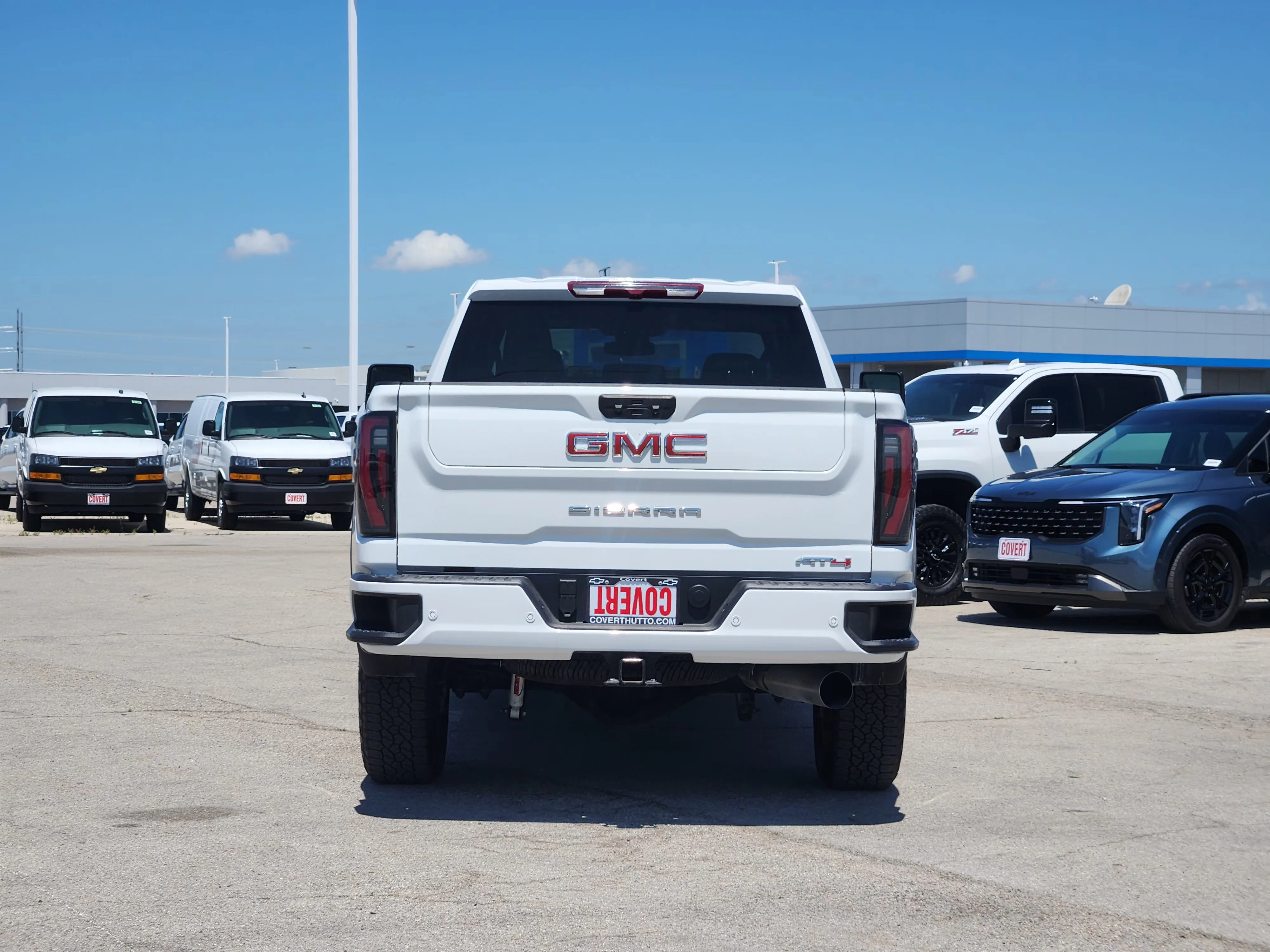 Used 2025 Summit White GMC AT4 image 6