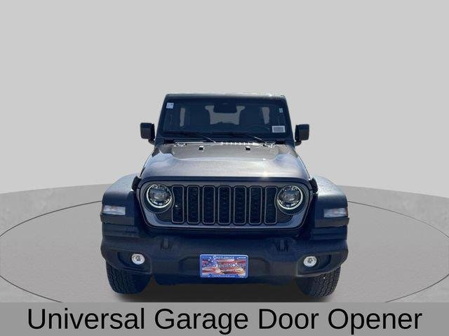 New 2026 Granite Crystal Metallic Clear-Coat Exterior Paint Jeep Sport S image 12