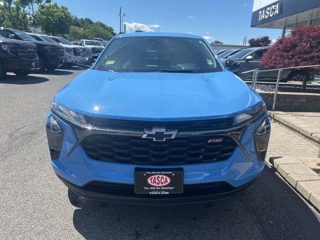 Used 2024 Fountain Blue Chevrolet 1RS image 5