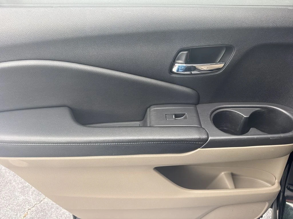 Used 2018 Beige Honda EX image 21