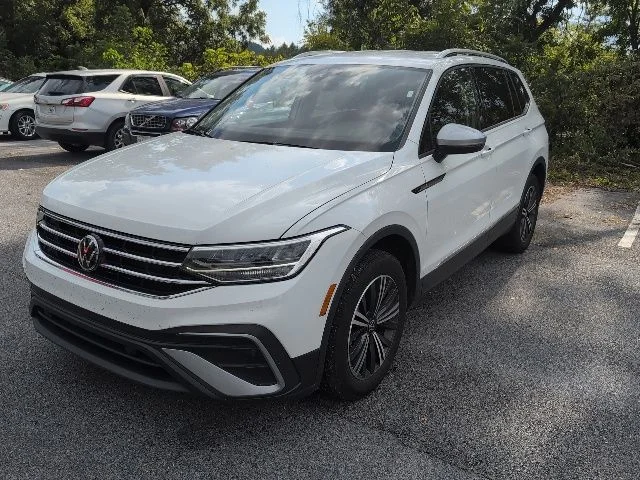 Used 2024 White Volkswagen 2.0T Wolfsburg Edition image 3