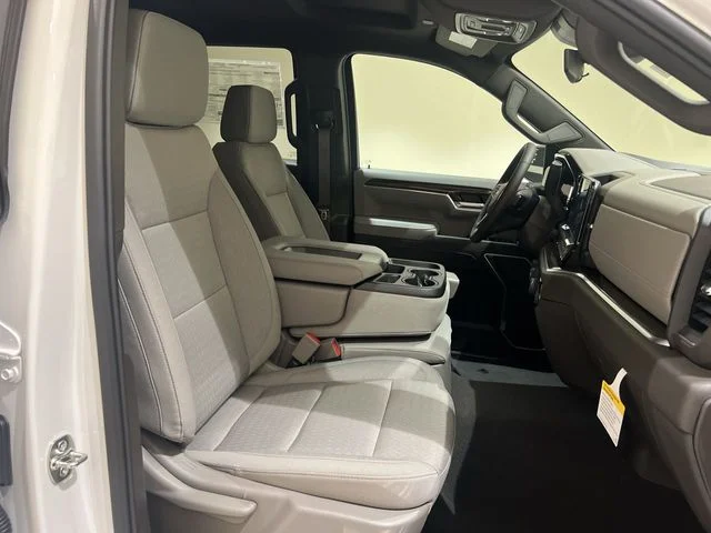 New 2026 White Chevrolet LT image 24