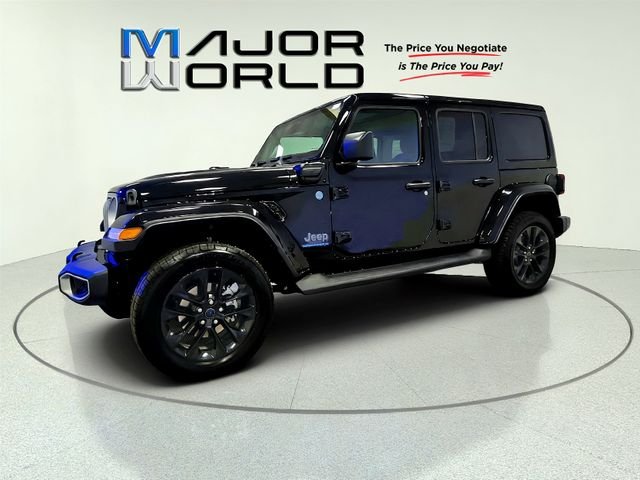 Used 2025 Black Jeep Sahara 4xe image 4
