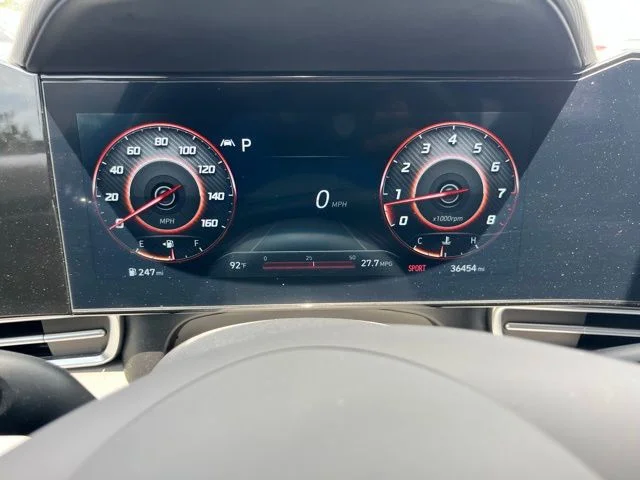Used 2023 Black Hyundai SEL image 8