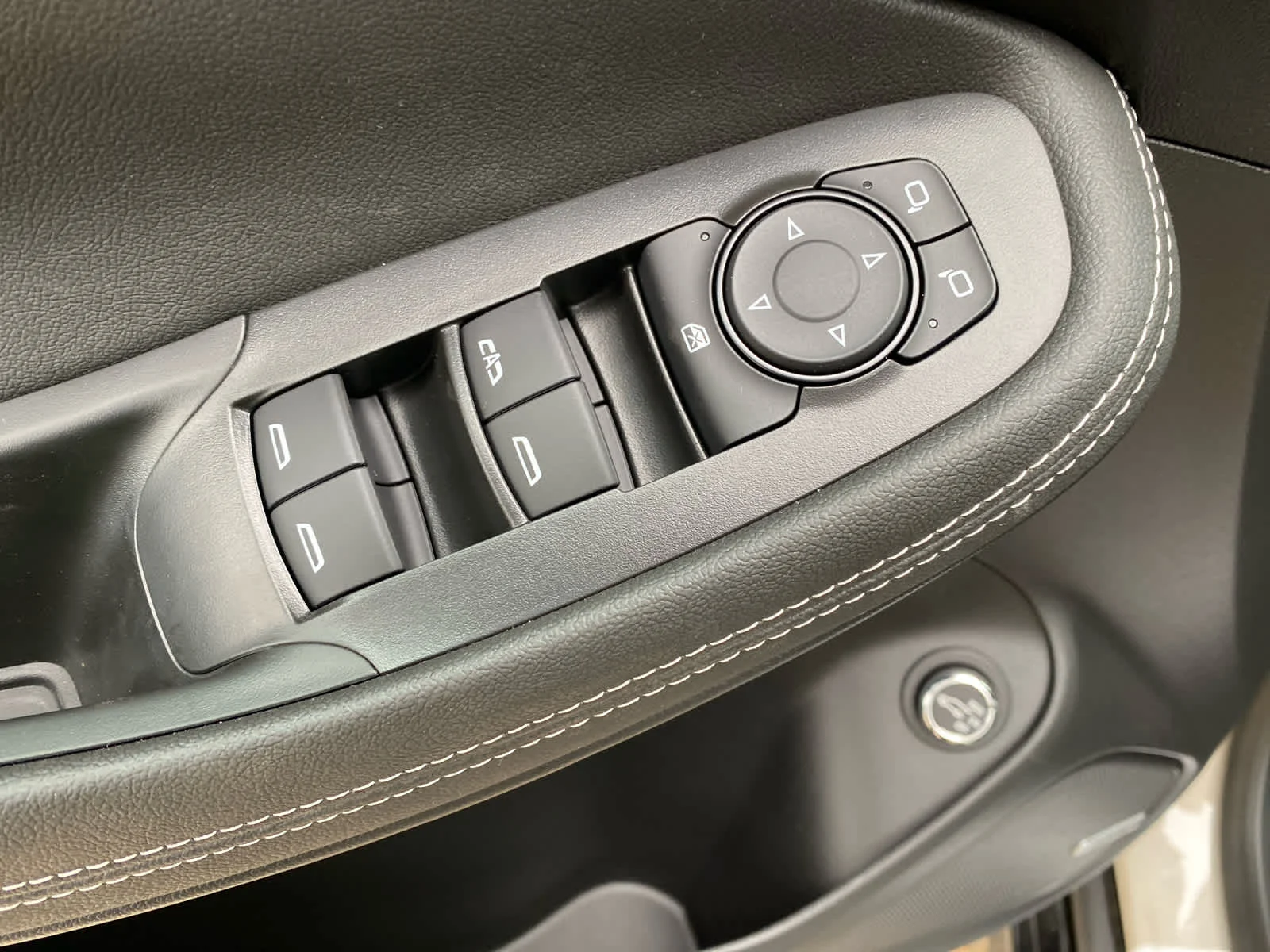 New 2026 Ceramic Buick Sport Touring image 7