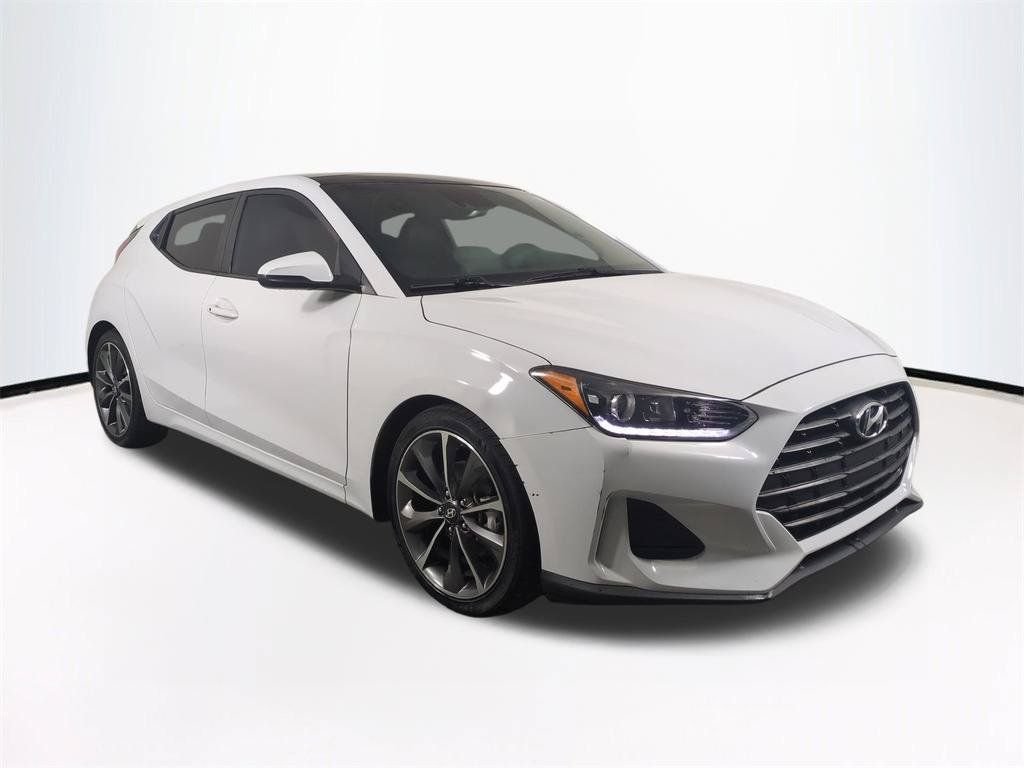 Used 2020 White Hyundai 2.0 Premium image 2