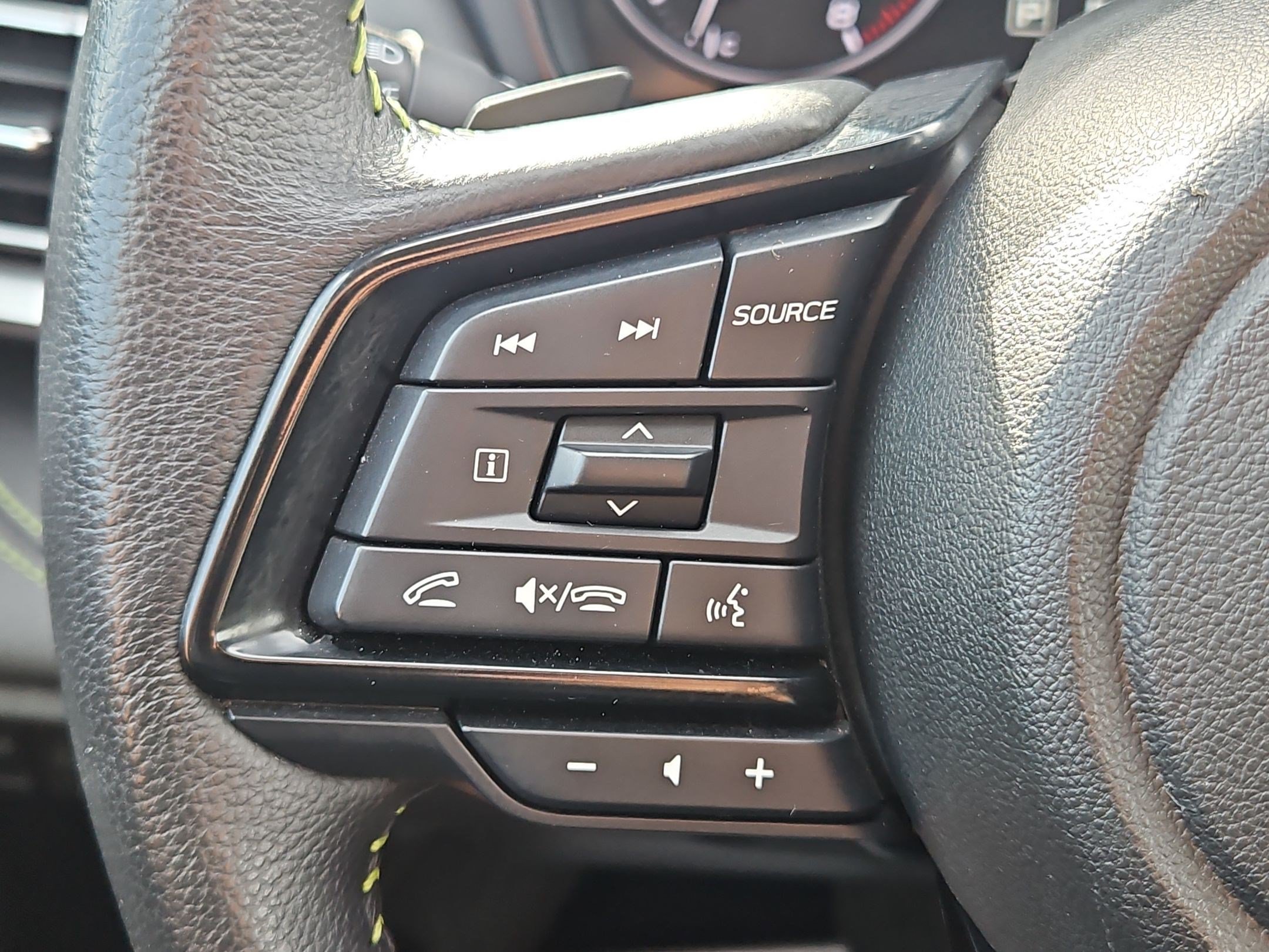 2025 Subaru Outback Onyx Edition - Photo 17