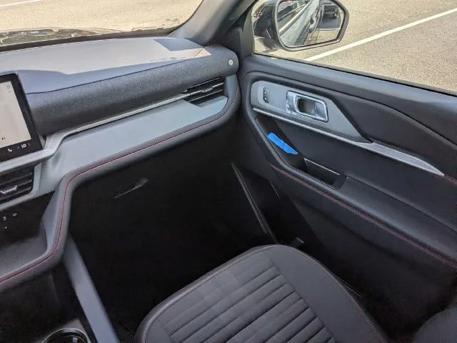 New 2027 Carbonized Gray Metallic Ford ST-Line image 45