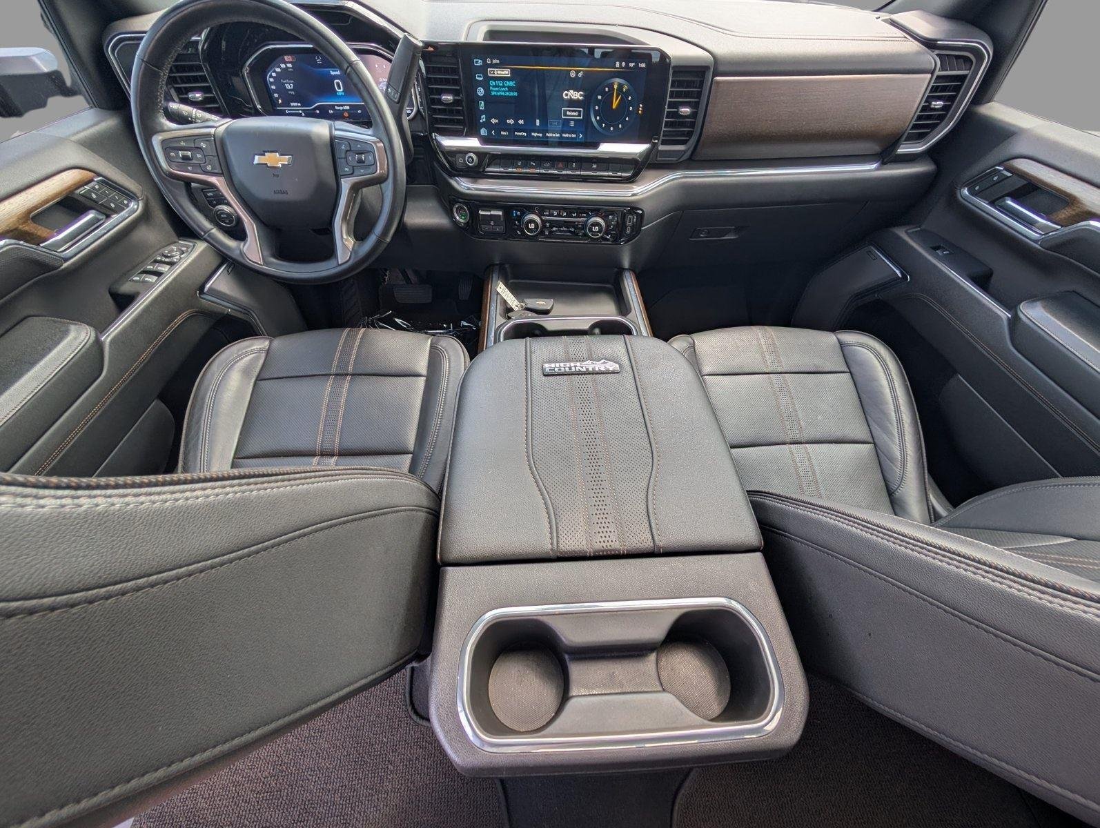 Used 2024 Black Chevrolet High Country image 31