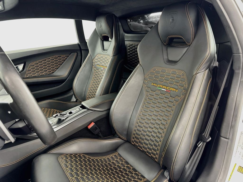 Used 2017 White Lamborghini LP580-2 image 20
