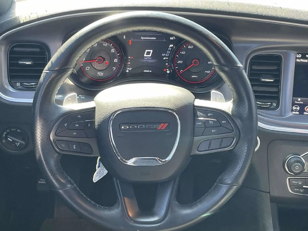 Used 2021 White Dodge SXT image 19